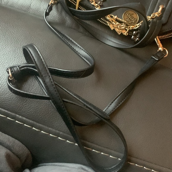 Betsy Johnson New York - Picture 3 of 8